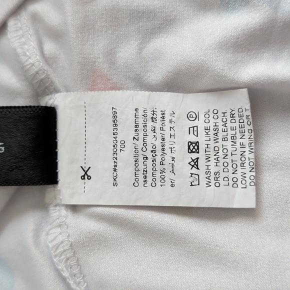 Shein Curve Heart Print Shirt Size 2X - Picture 4 of 6